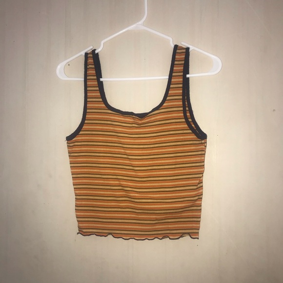 3/$15 Caution to the Wind Cropped Tank - Picture 2 of 2